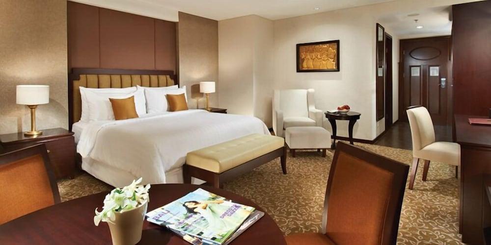 El Hotel Royale Bandung Exterior photo
