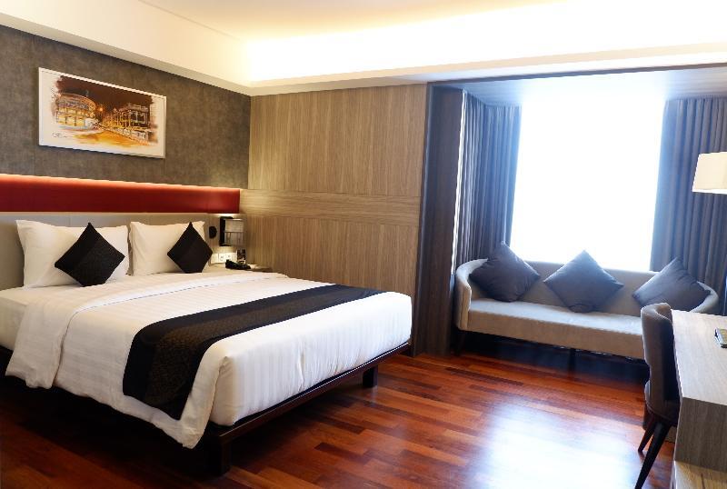 El Hotel Royale Bandung Exterior photo