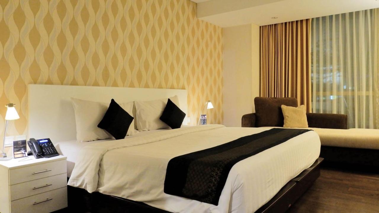 El Hotel Royale Bandung Exterior photo